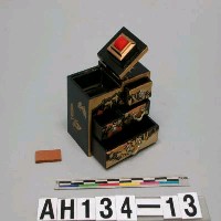 藏品(日本風俗品 －針箱)的圖片